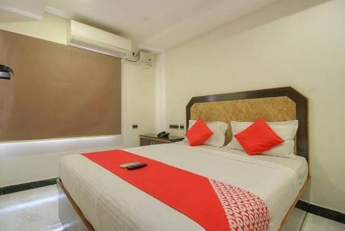 Hotel Srees Tiruchirappalli Exterior photo